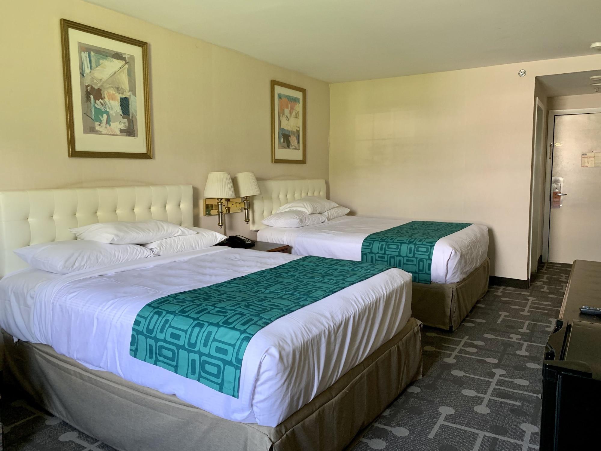 Howard Johnson By Wyndham Williamstown Buitenkant foto